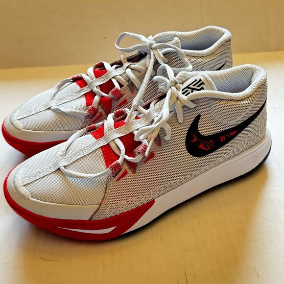 Nike Kyrie Flytrap 6 Athletic Shoes Gray/Red NEW Size 9 - Picture 2 of 9